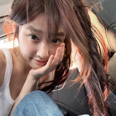 合拍学生妹 海报